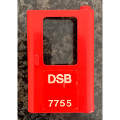 red door 1 x 4 x 5 train right thin support at bottom with white dsb 7755 pattern sticker - set 7755