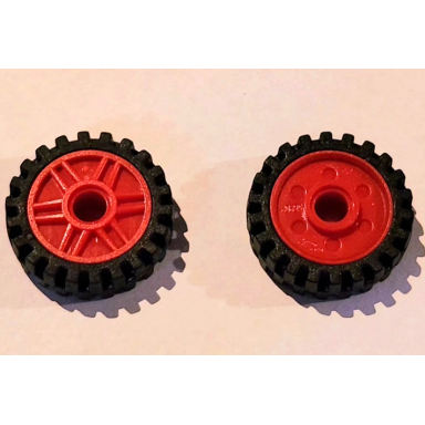 wheel 18mm d x 8mm with fake bolts and shallow spokes with black tire 24mm d x 7mm offset tread - band around center of tread 56902 61254