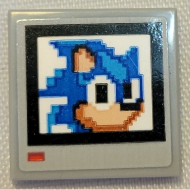 light bluish gray tile 2 x 2 with pixelated sonic the hedgehog head on white background pattern sticker - set 21331 sonic the hedgehog one-up video monitor
