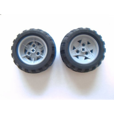 light bluish gray wheel 43.2mm d x 26mm technic racing small 3 pin holes with black tire 68.7 x 34 r 41896 61480