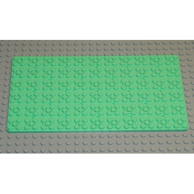 medium green scala baseplate 12 x 22