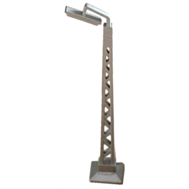 metallic silver ho scale accessory lamp post with lattice mast