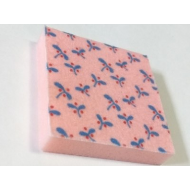 light salmon foam scala 7 x 7 cloth top with blue leaves and red berries pattern