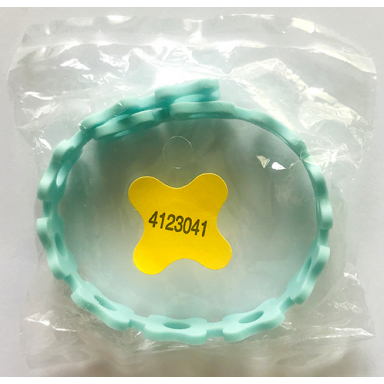 aqua plastic flower chain scala