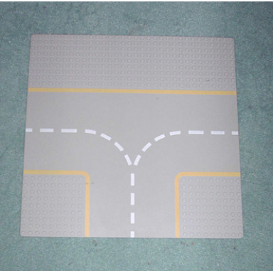 light gray baseplate road 32 x 32 9-stud t intersection with yellow lines pattern