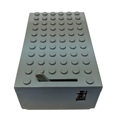 light gray electric 4.5v battery box 6 x 11 x 3 1 3 type iii for 2 prong connectors with middle pin