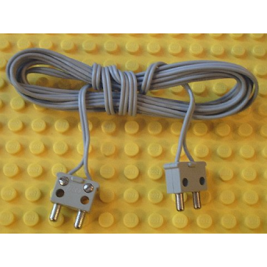 light gray electric wire 12v 4.5v with 2 leads 190 studs long with 2 light gray electric connector 2-way male squared narrow long without center post