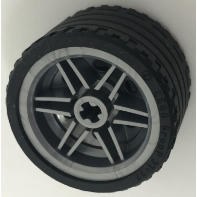 flat silver wheel 30.4mm d x 20mm with no pin holes and reinforced rim with black tire 37 x 22 zr 56145 55978