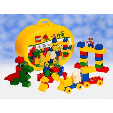 train with oval case