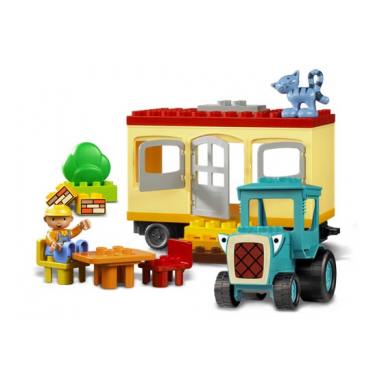 travis and the mobile caravan