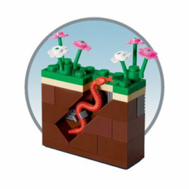 monthly mini model build set - 2012 03 march garden and earthworm polybag
