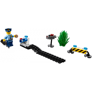 policeman with cookie and stinger polybag