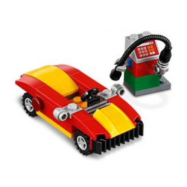 monthly mini model build set - 2018 02 february car and petrol pump polybag