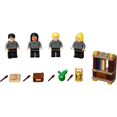 hogwarts students blister pack