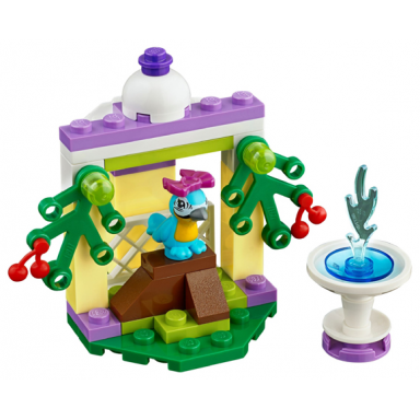 macaws fountain