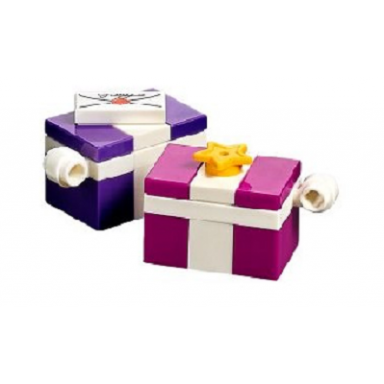 advent calendar 2018 friends day 21 - two gift boxes tree ornaments