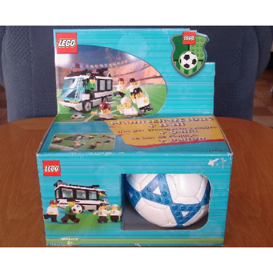 black bus with ball mannschaftsbus ball