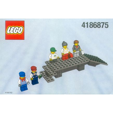9v platform and mini-figures