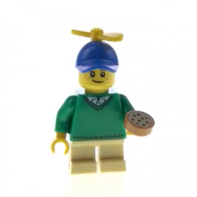 advent calendar 2019 city day 7 - boy with cookie