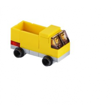advent calendar 2020 city day 4 - truck