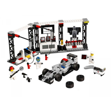 mclaren mercedes pit stop