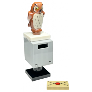advent calendar 2023 harry potter day 11 - mailbox with letter and owl