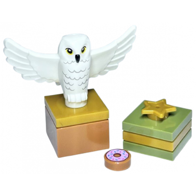 advent calendar 2024 harry potter day 12 - hedwig and presents