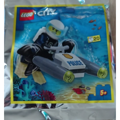 police diver with underwater scooter foil pack