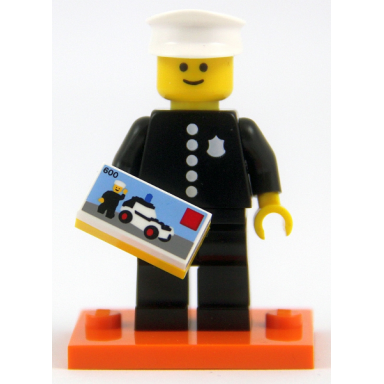 1978 classic police officer series 18 complete set with stand and accessories
