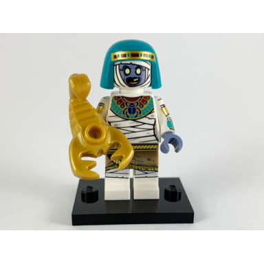 mummy queen series 19 complete set with stand and accessories