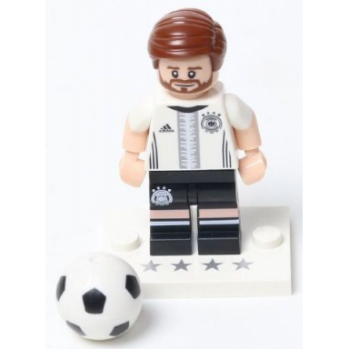 shkodran mustafi deutscher fussball-bund dfb complete set with stand and accessories