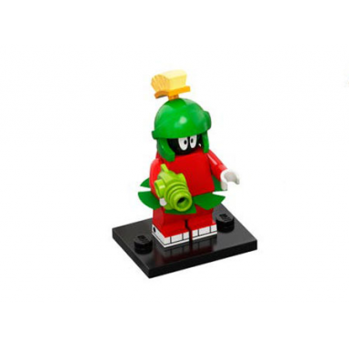 marvin the martian complete set with stand and accessories