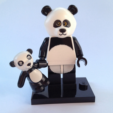 panda guy the lego movie complete set with stand and accessories